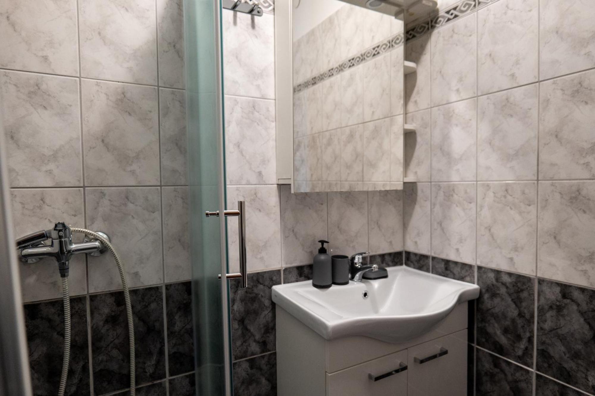 Irena'S Place A1 Rovinj Ruang foto