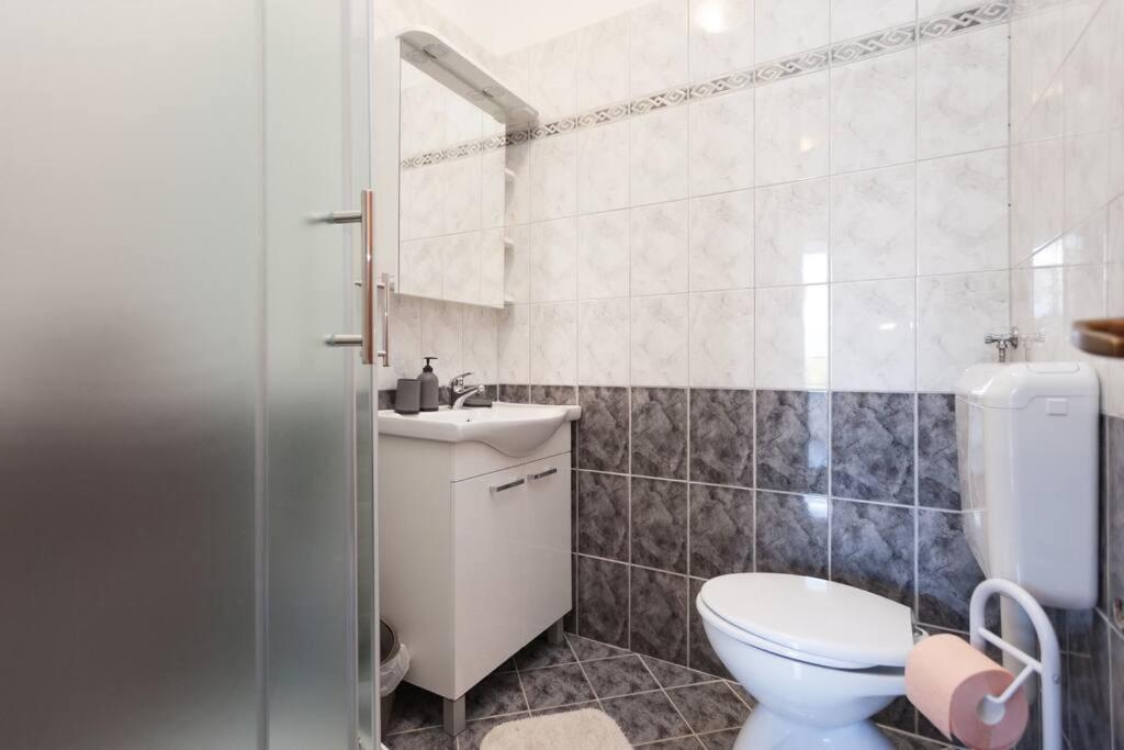 Irena'S Place A1 Rovinj Ruang foto
